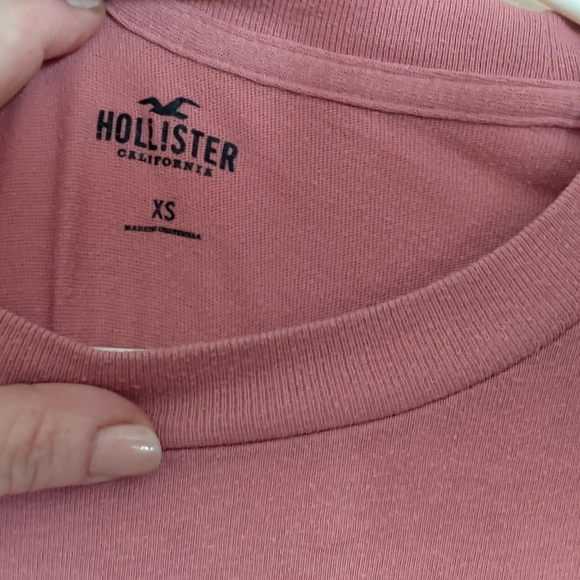 Men's L/S Hollister T-shirt. Size x-small - Picture 4 of 4